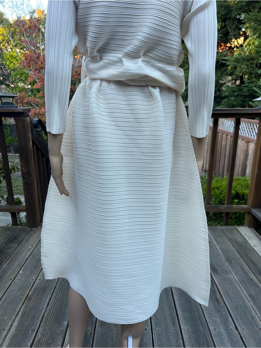 Off-White Pleated Skirt